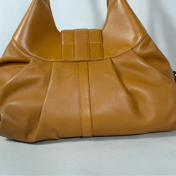 Bvlgari Leather Chandra Bag with dust bag EUC - Picture 3 of 14